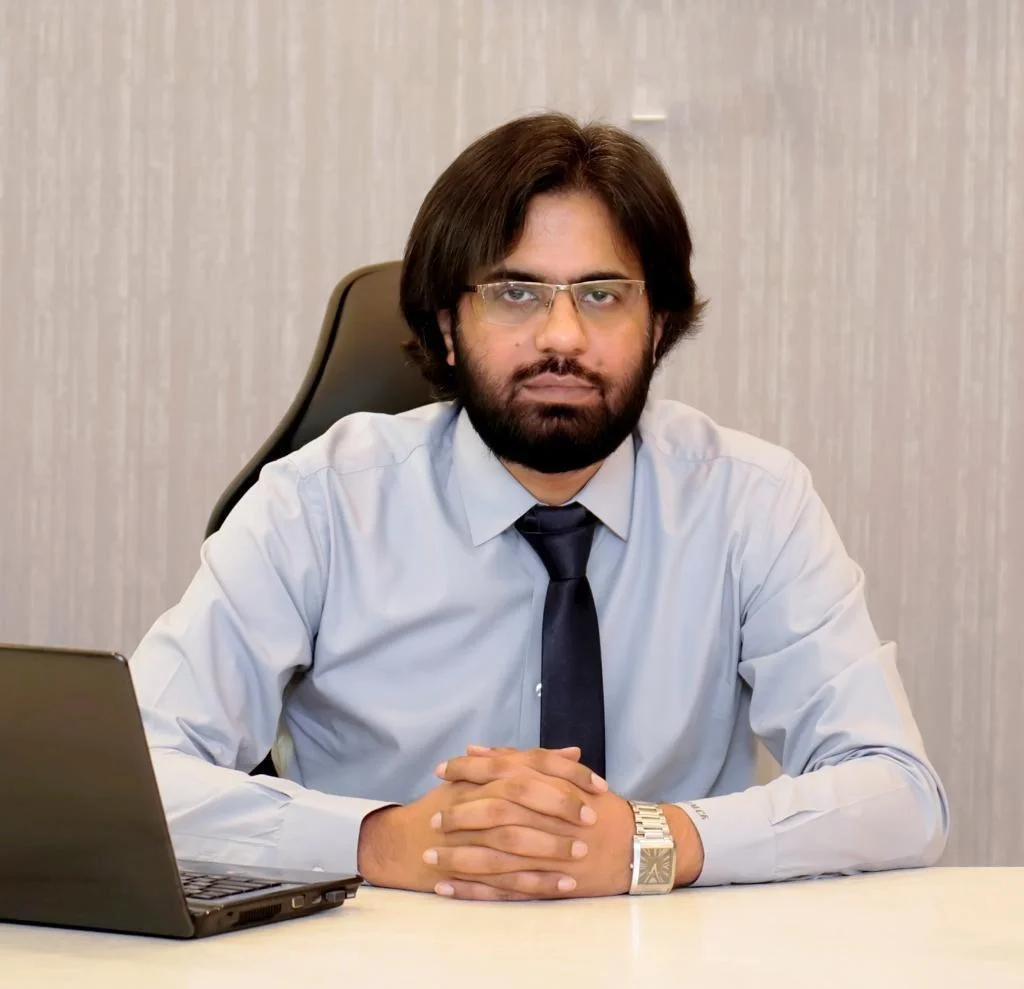 Sales & Business Development